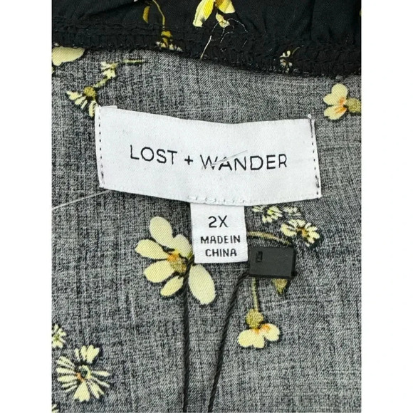 Lost + Wander Daisy Floral Long Sleeve Crop Top 2X Black Smocked Ruffle V-Neck - Picture 11 of 12